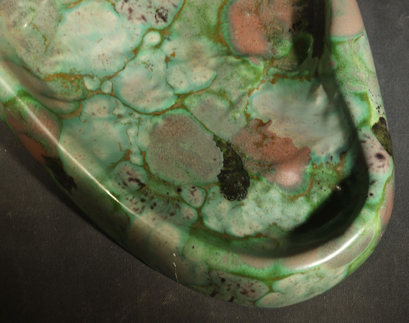 Vintage Kodiak Bear Paw Ceramic Footprint Ashtray Signed Kodiak Alaska 1968 Green Turquoise Copper Variegated Glaze