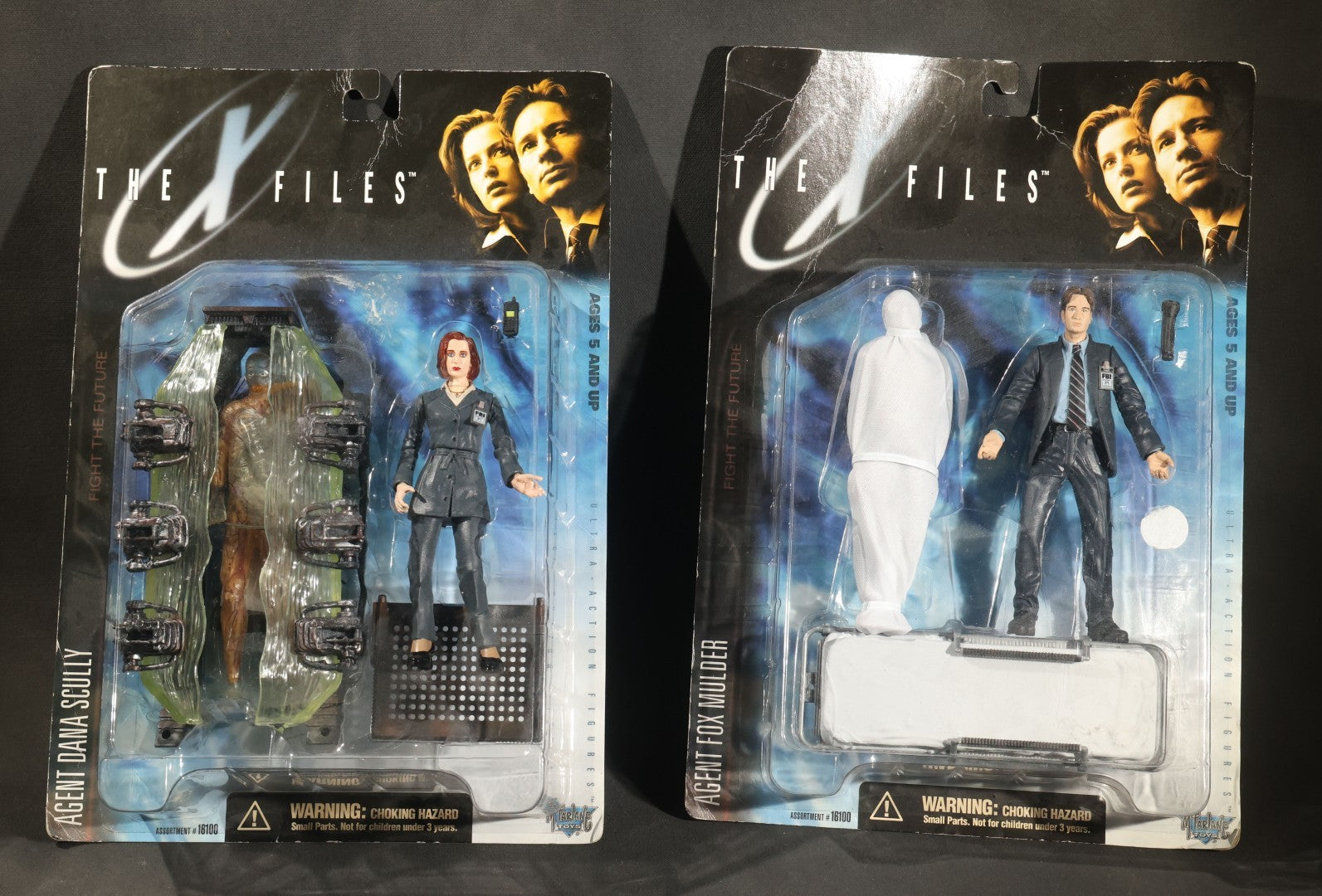 Pair of Vintage "The X-Files" Action Figures in Original Packaging including Agent Dana Scully and Agent Fox Mulder, Series One, McFarlane Toys, 1998