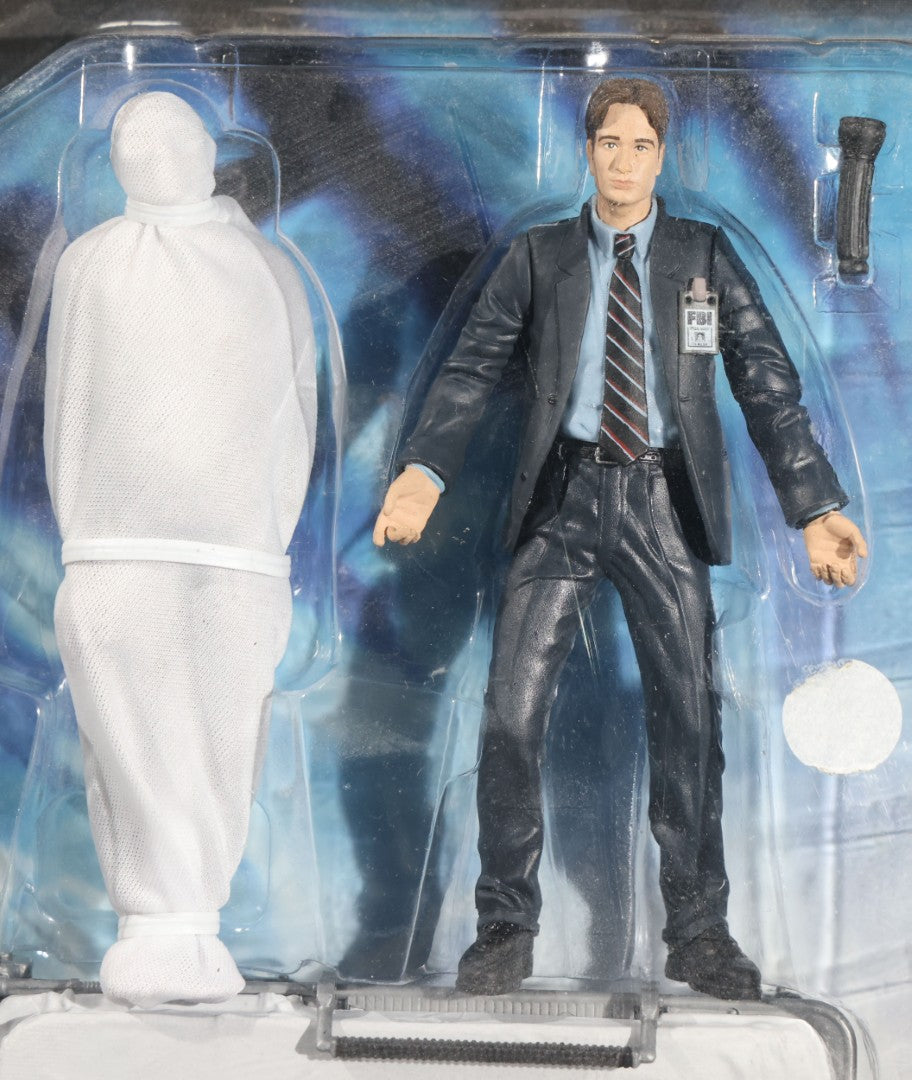 Pair of Vintage "The X-Files" Action Figures in Original Packaging including Agent Dana Scully and Agent Fox Mulder, Series One, McFarlane Toys, 1998