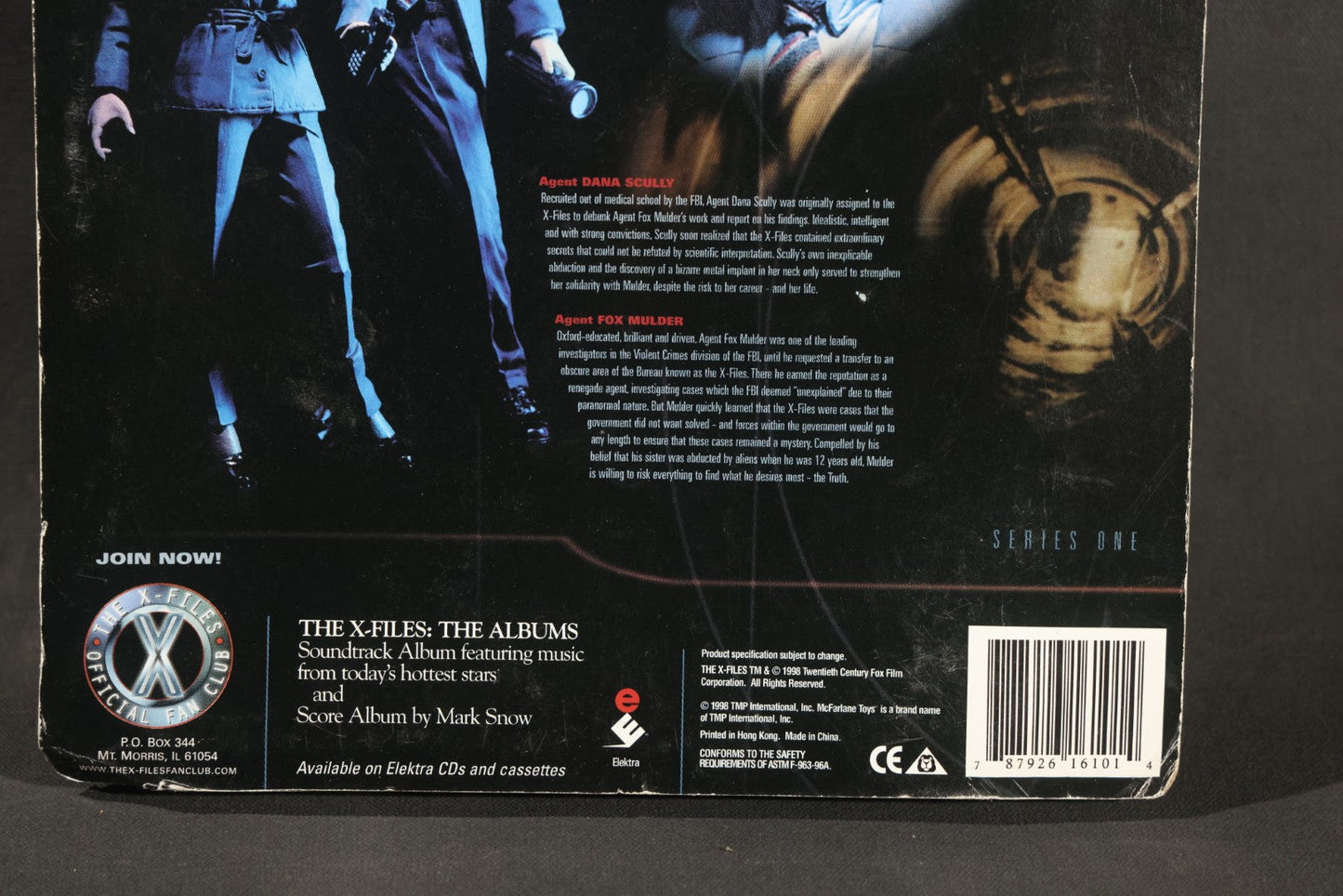 Pair of Vintage "The X-Files" Action Figures in Original Packaging including Agent Dana Scully and Agent Fox Mulder, Series One, McFarlane Toys, 1998