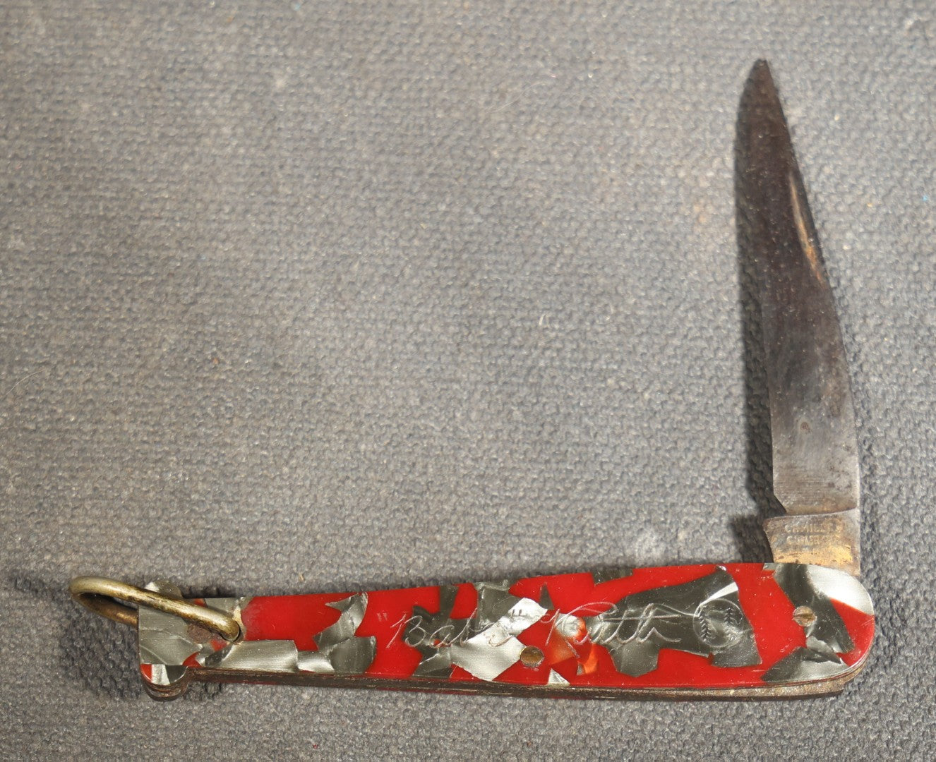 Vintage Celluloid Baseball Bat Form Single Blade Folding Pocket Knife with Etched Babe Ruth Signature, Manufactured by Camillus Cutlery Co., Camillus, New York