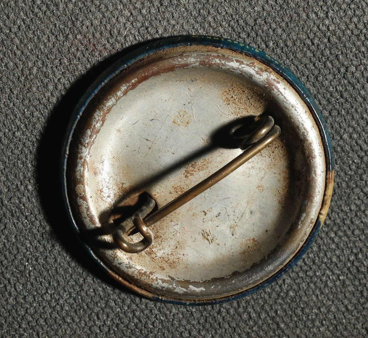 Four Buttons, Chauffer License State of Oregon 1949, Fin and Feathre Club of Wellesley and Natick Mass 1977, Sterling Range, and "45"
