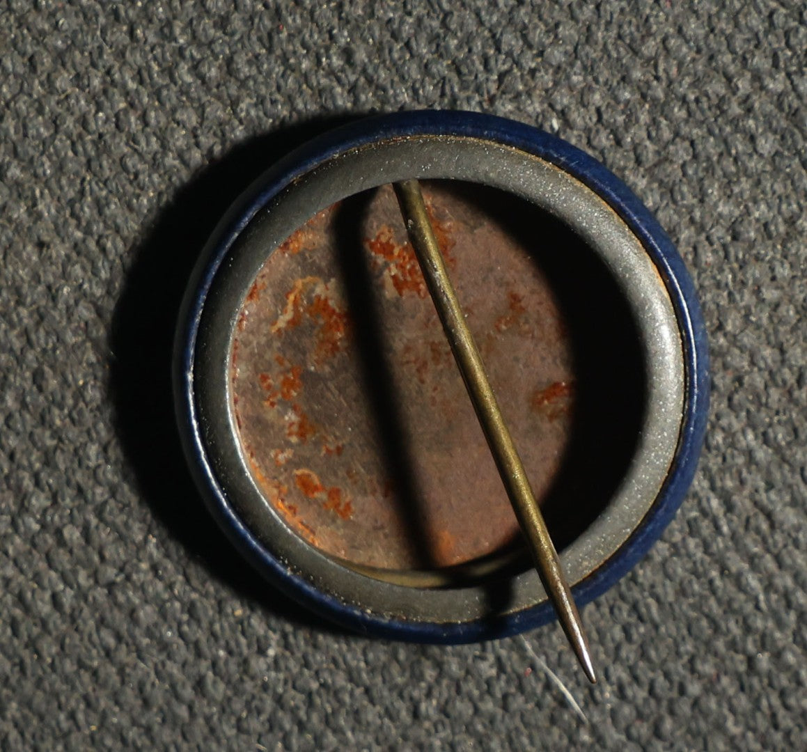 Five Buttons, "I'm That Guy," Advertisements for Clix Cigarettes