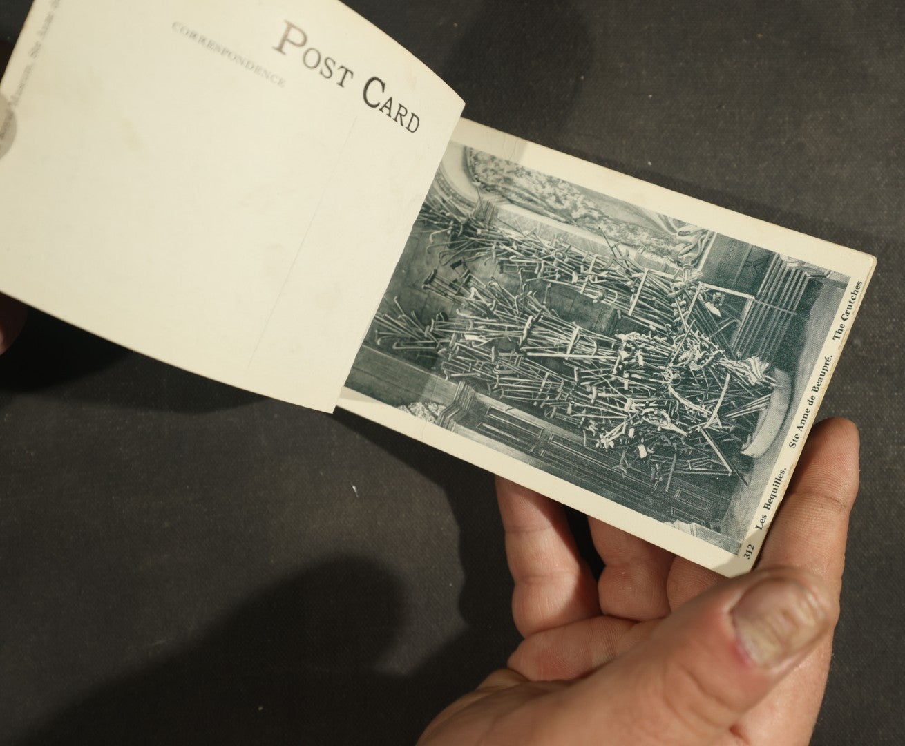 Vintage Postcard Grouping - Basilica Booklet