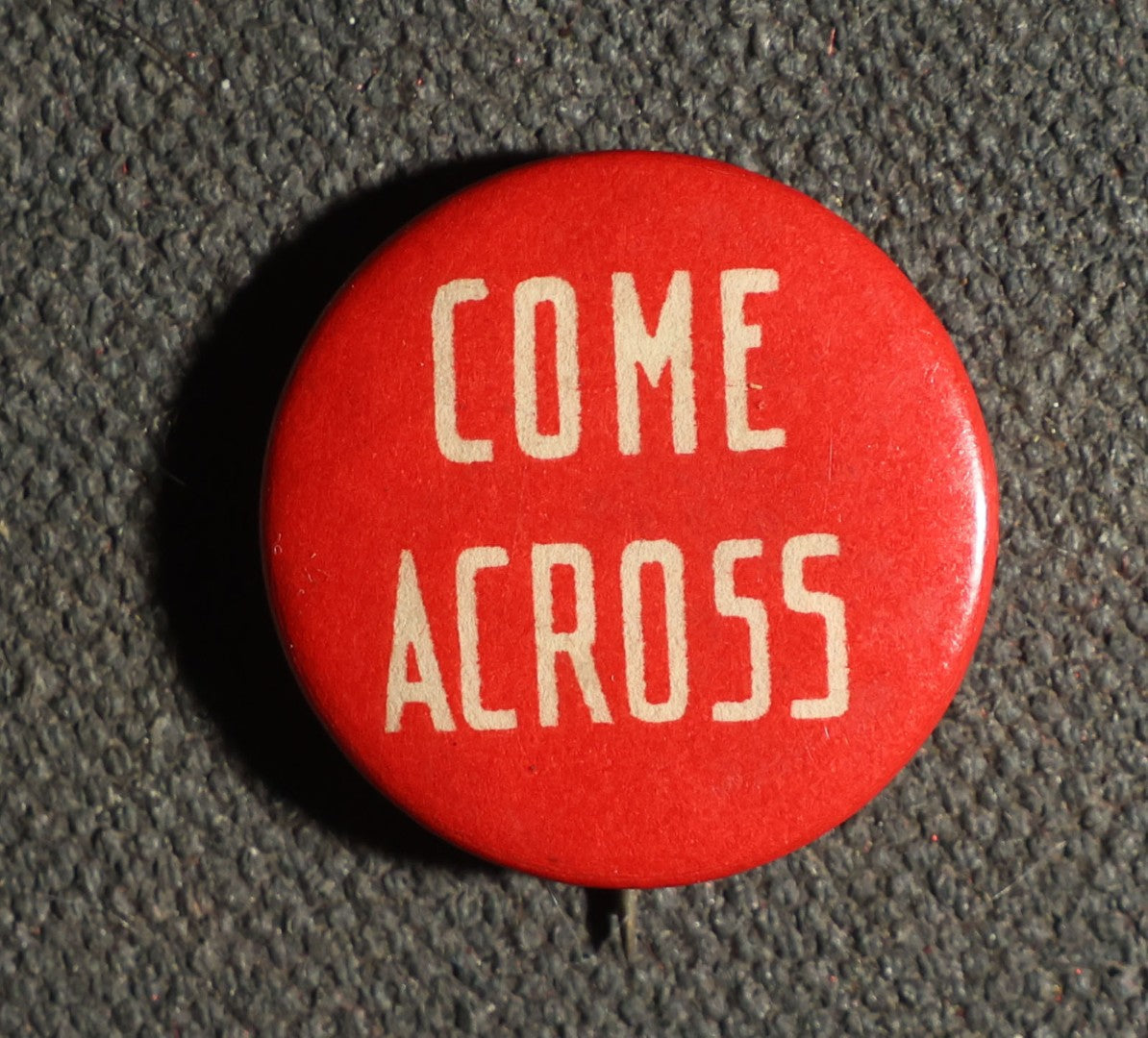 Four Buttons, Comic Sayings - "You Know Me Bill," "It Can't Be Done with a Maekup," Etc., Advertisements for Perfection Cigarettes