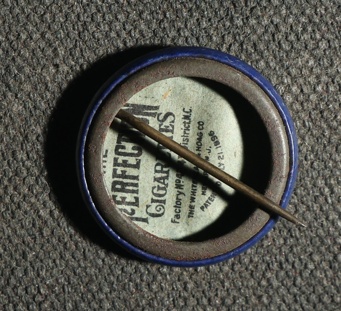 Four Buttons, Comic Sayings - "Hello Bill," "Stick to It, Kid," "I'm the Boy," "Be Reasonable!," Advertisements for Perfection Cigarettes