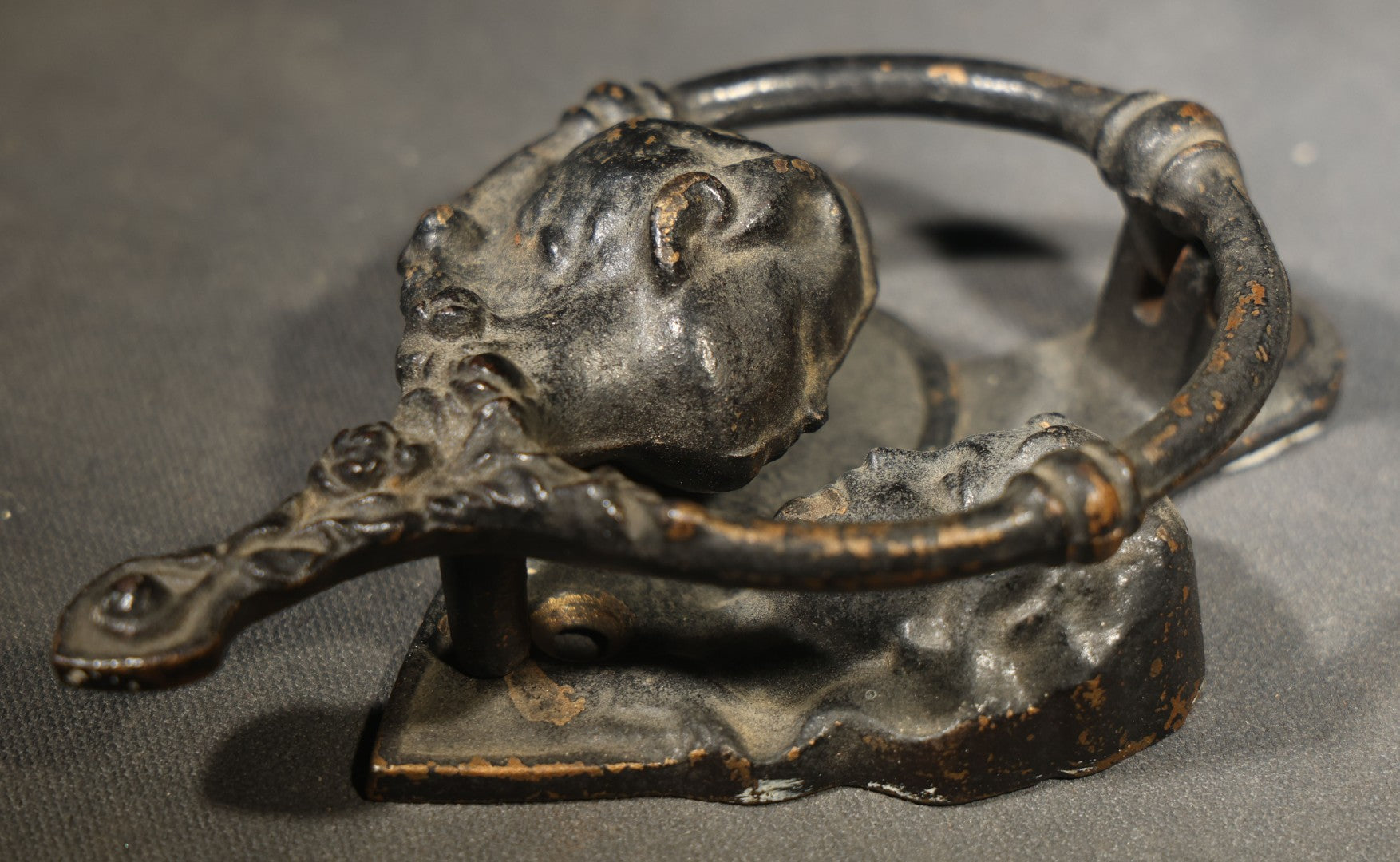 Antique Cast Iron Figural Door Knocker with Two Kissing Children and Heart-Shaped Back Plate