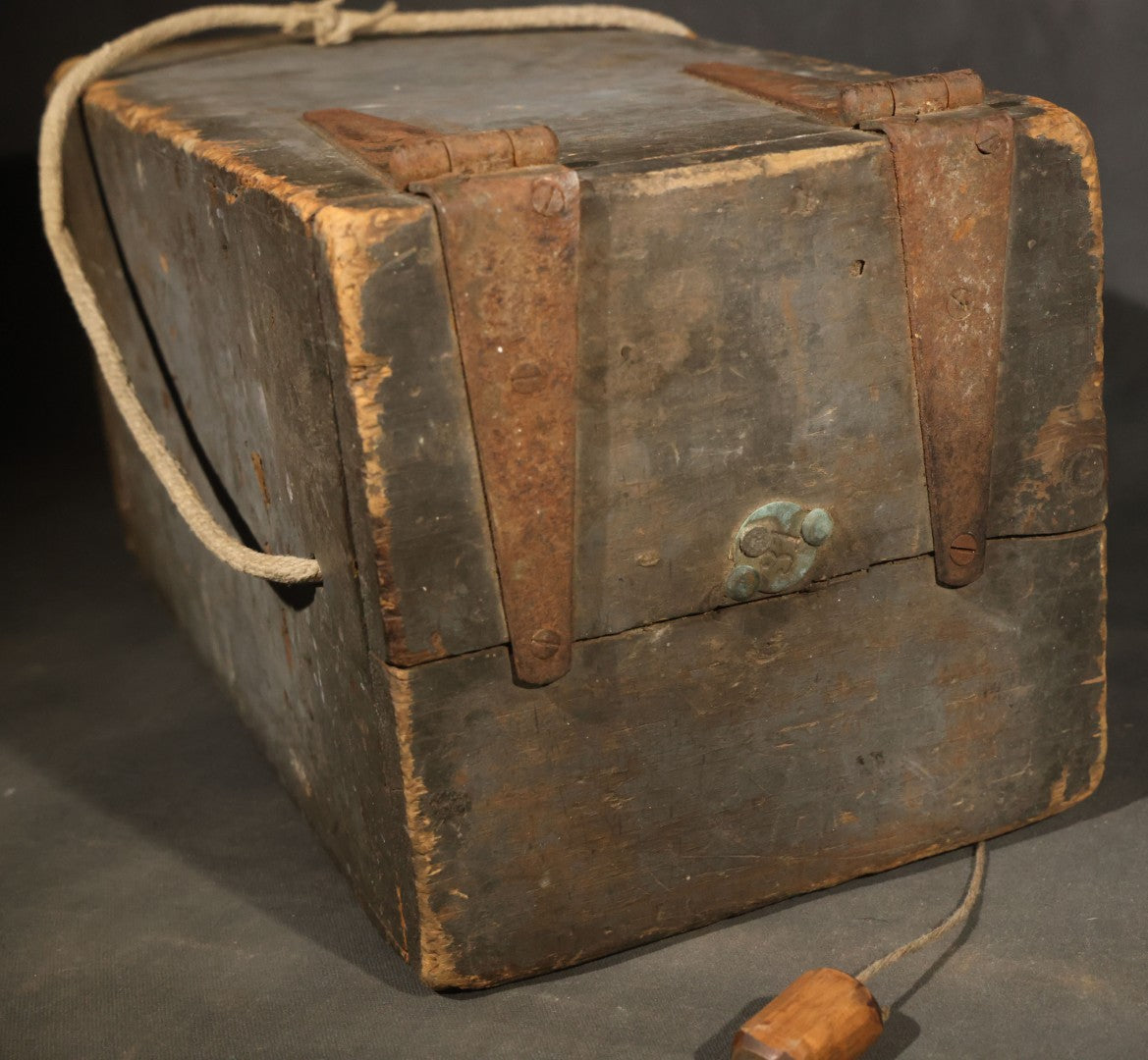 Antique New Hampshire State Board of Health Glass Bottle in Wooden Carrying Box, Concord, New Hampshire