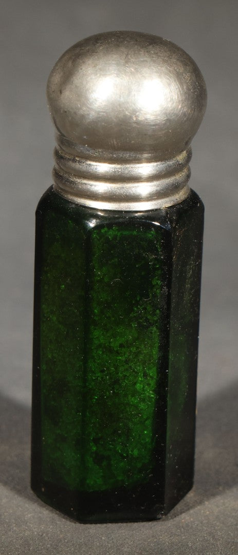 Trio of Antique Labeled Bottles including Listerine from Paxson & Rockefeller Co. of Butte, Montana, No. 4711 Eau de Cologne Smelling Salts by Mulhens & Kropff, and Whitman Toothache Gum