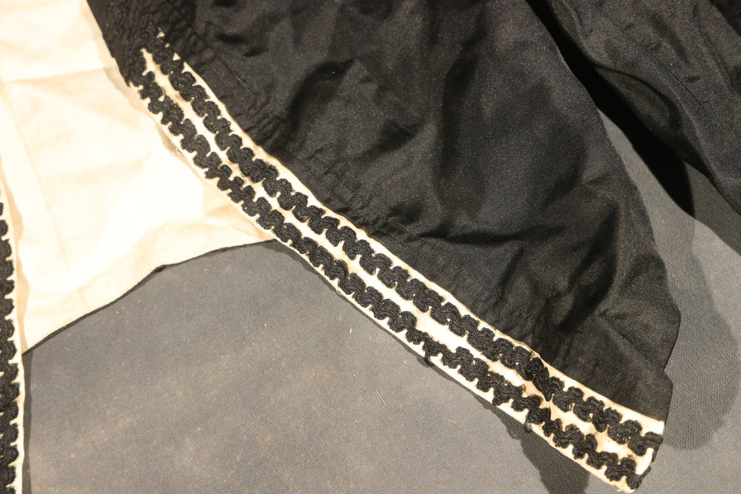 Antique Black Victorian / Edwardian Bodice with Braided Trim and Contrast Front Edging