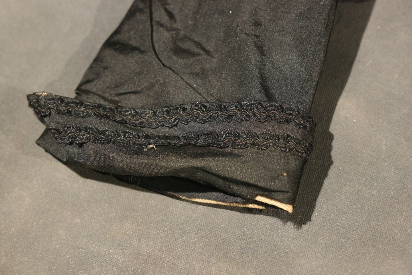 Antique Black Victorian / Edwardian Bodice with Braided Trim and Contrast Front Edging