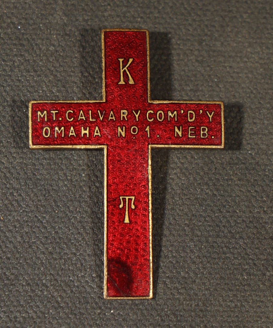 Grouping of Eight Antique Knights Templar Pins and Badges Including Joseph Warren Commandery K.T. Boston, Olivet Commandery K.T. Lynn, Worcester County Commandery K.T., Mt. Calvary Commandery Omaha, Nebraska, and St. Johns No. 1 Providence, RI