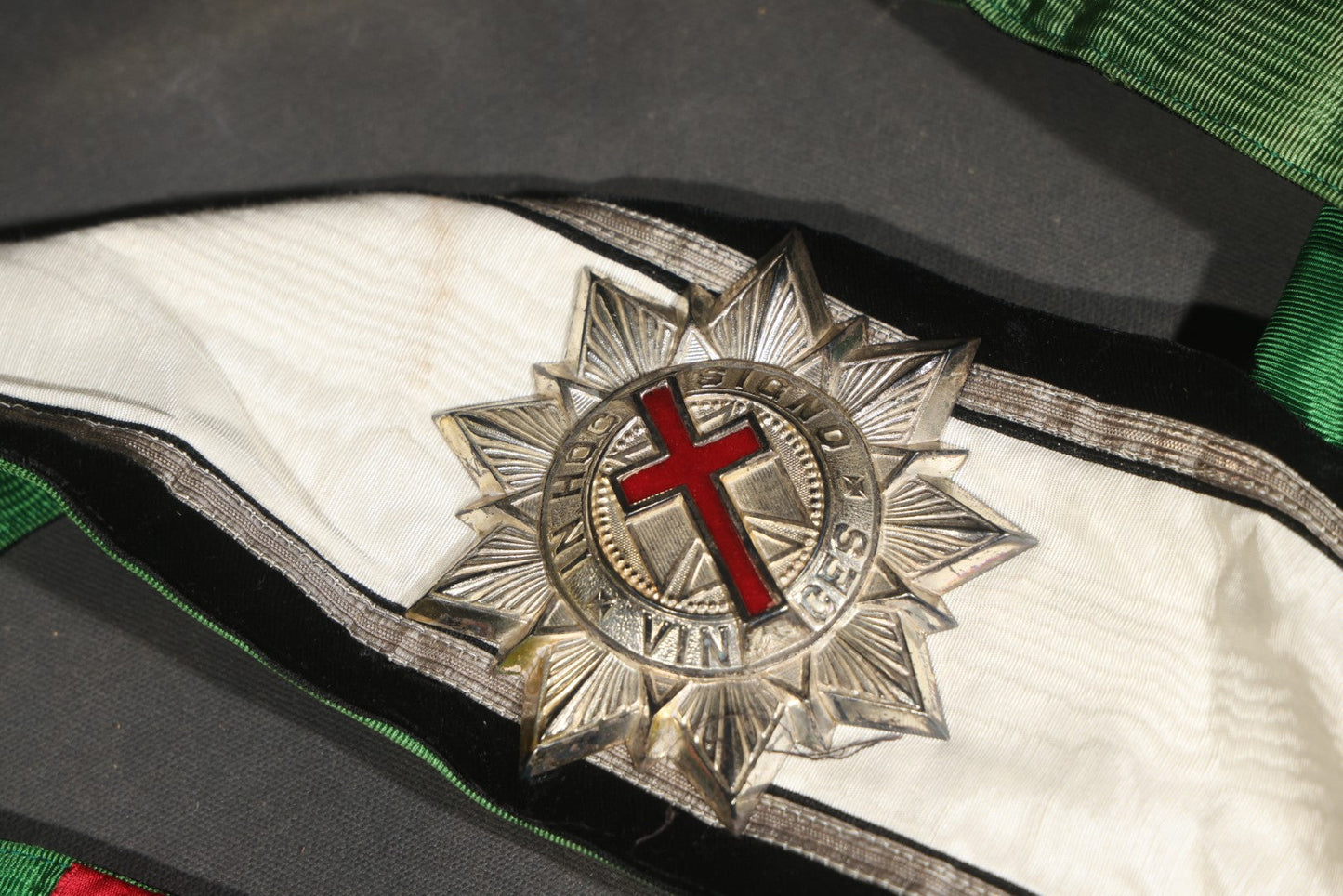 Antique Knights Templar Masonic Baldric Sash with "In Hoc Signo Vinces" Cross Medallion and Red Passion Cross