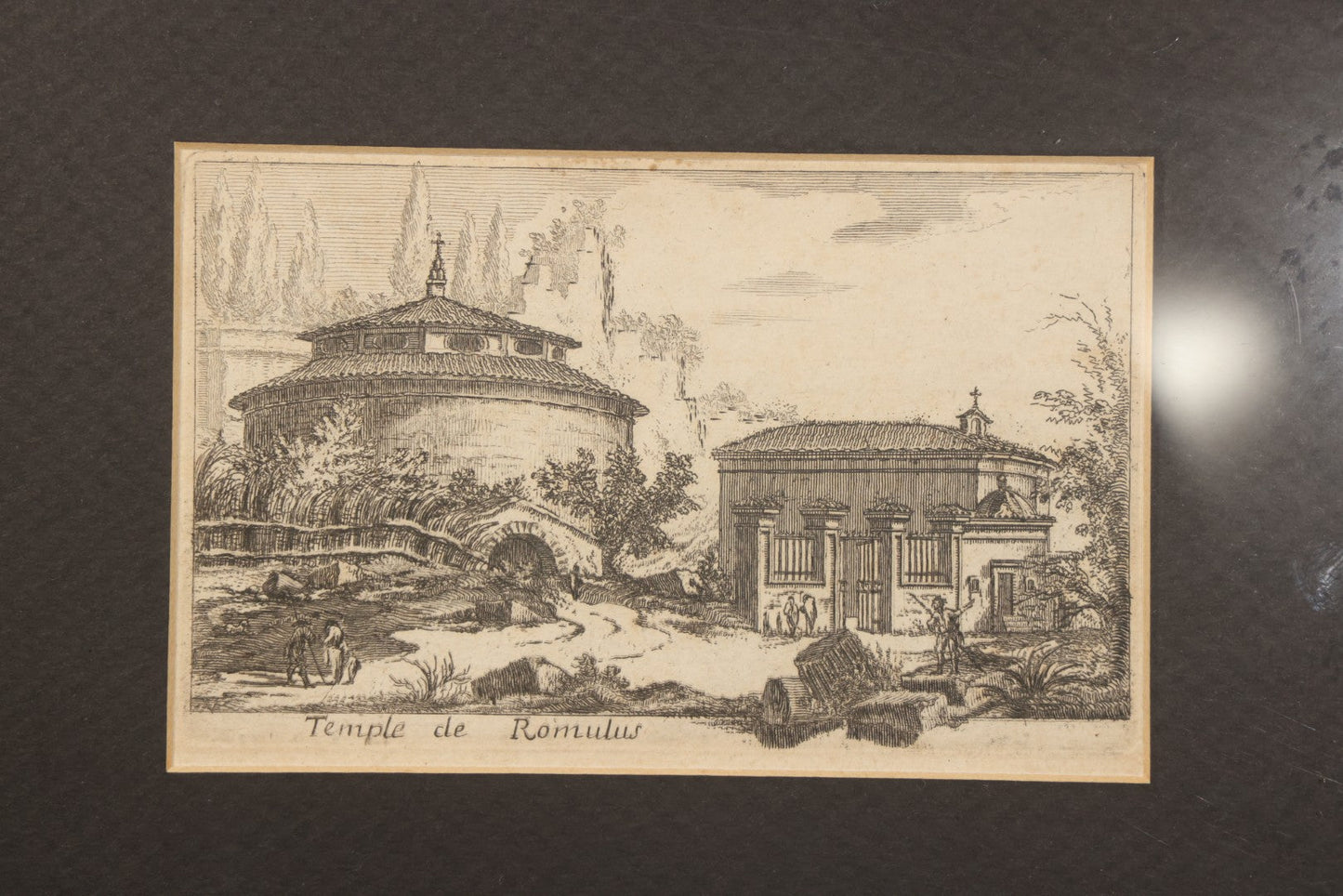 Pair of Antique Engraving Prints of Roman Architecture including "Avanzi Comunemente Detti La Curia Ostilia" ("Remains Commonly Called the Curia Hostilia") and "Temple de Romulus" ("Temple of Romulus") in Modern Frames