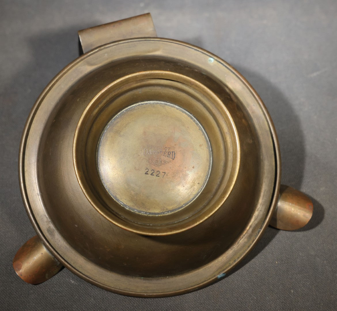 Antique Benedict Adam-Verd Copper Ashtray with Matchbook Holder, Pattern 2227, Manufactured by Benedict Manufacturing Company