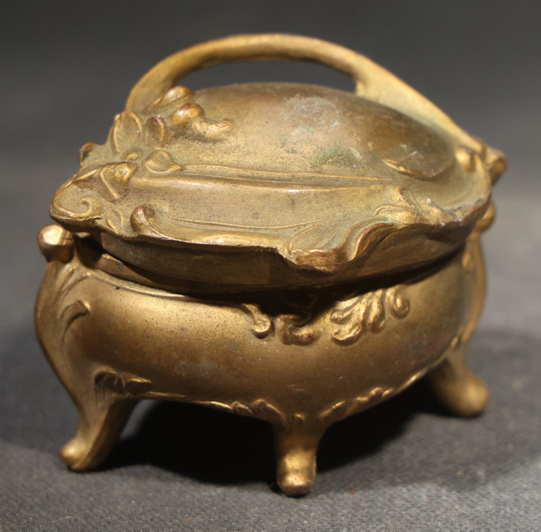 Antique Art Nouveau Gold-Tone Footed Jewelry Casket with Floral Scroll Motif and Silk Lining, Manufactured by B. & W., No. 126