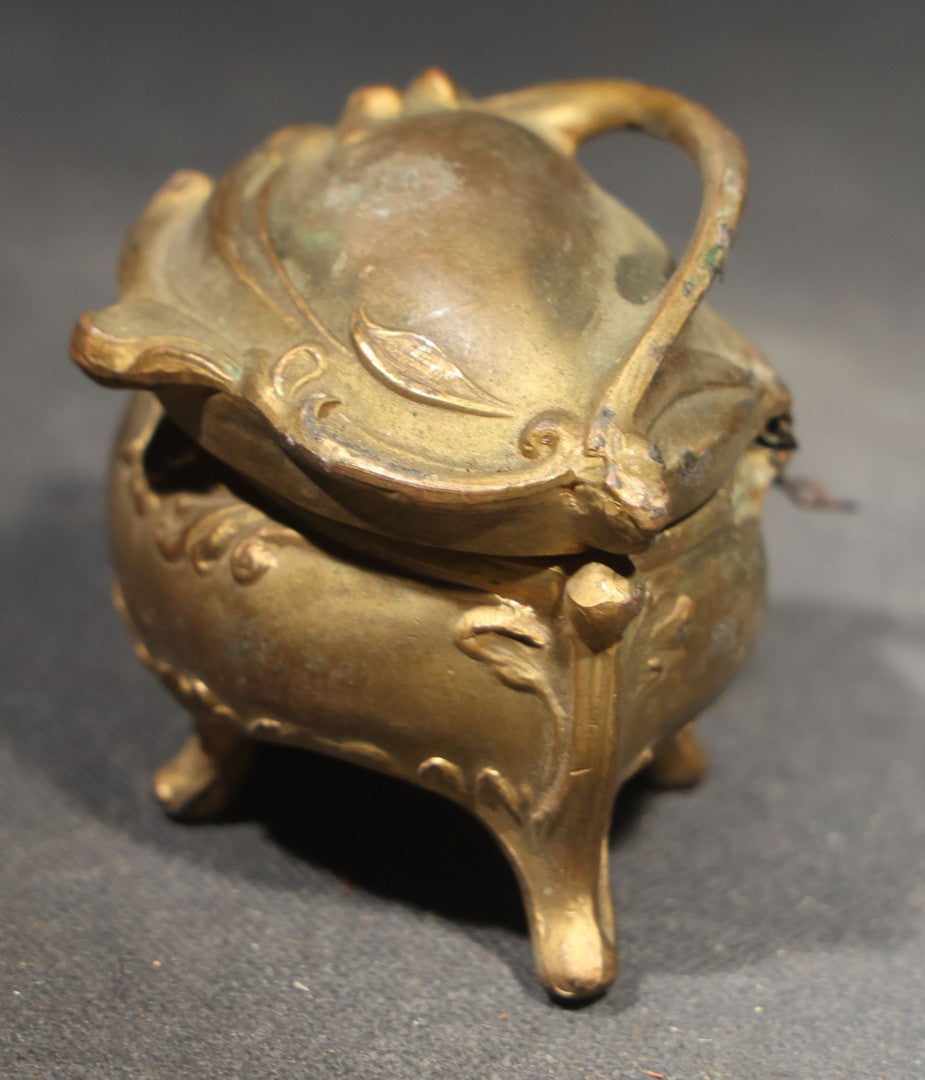 Antique Art Nouveau Gold-Tone Footed Jewelry Casket with Floral Scroll Motif and Silk Lining, Manufactured by B. & W., No. 126