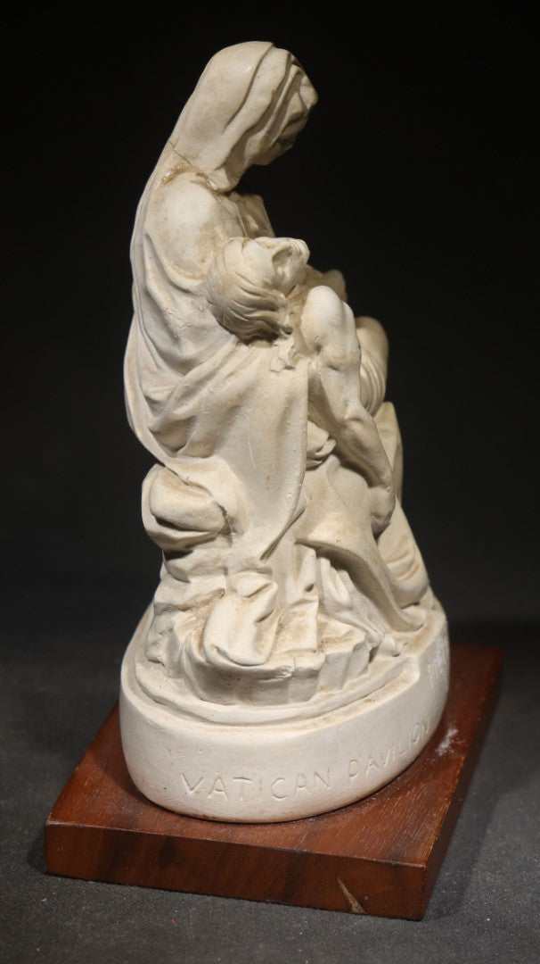 Vintage Michelangelo "Pieta" Souvenir Figurine from the 1964-65 New York World's Fair Vatican Pavilion on Wood Base, Chipped