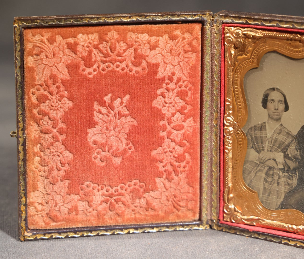 Antique 1/6th Plate Ambrotype Photograph of a Married Couple in Full Intact Leatherette Union Case