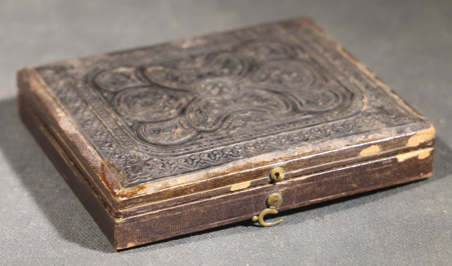 Antique 1/6th Plate Ambrotype Photograph of a Married Couple in Full Intact Leatherette Union Case