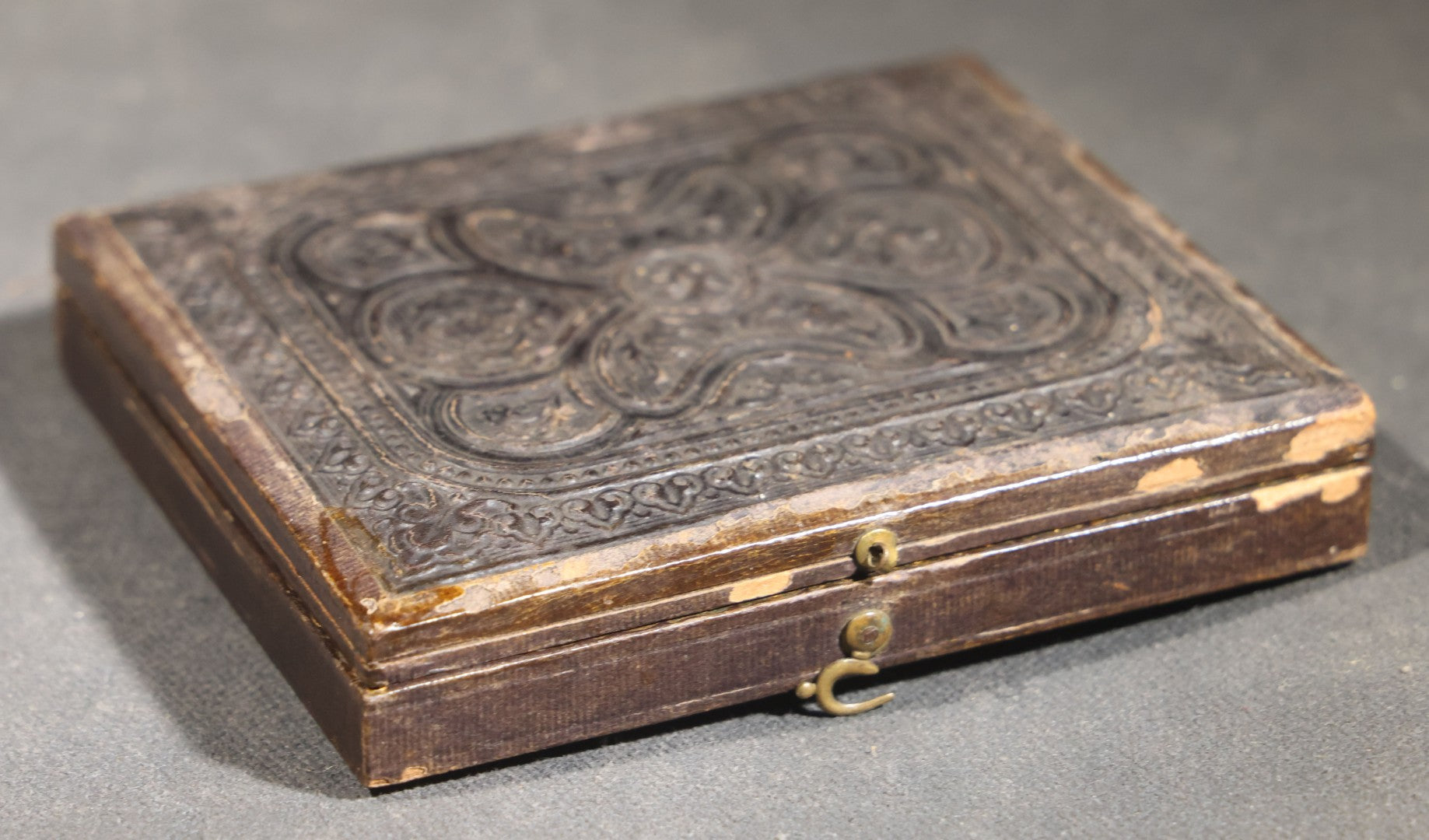 Antique 1/6th Plate Ambrotype Photograph of a Married Couple in Full Intact Leatherette Union Case