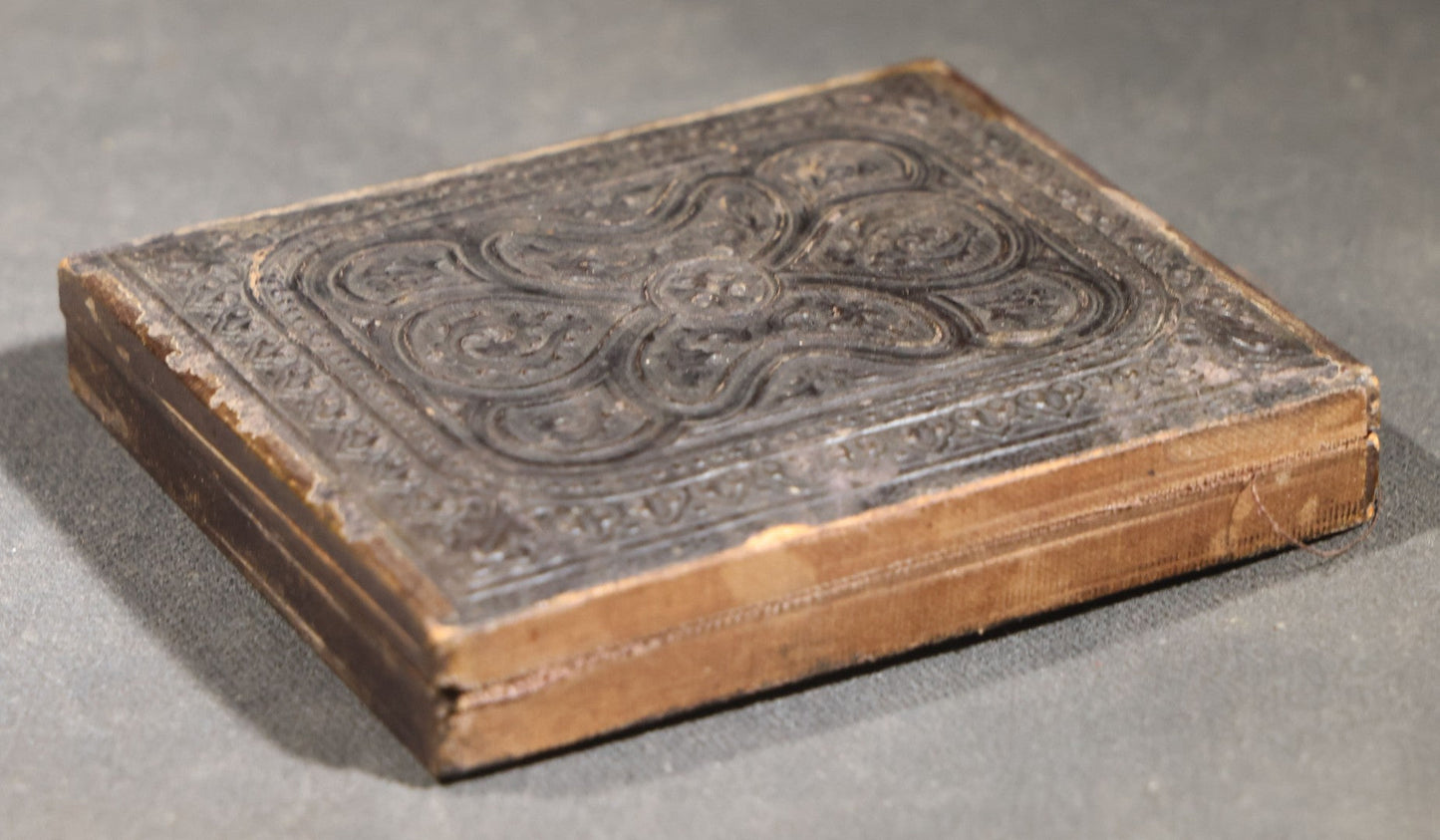 Antique 1/6th Plate Ambrotype Photograph of a Married Couple in Full Intact Leatherette Union Case