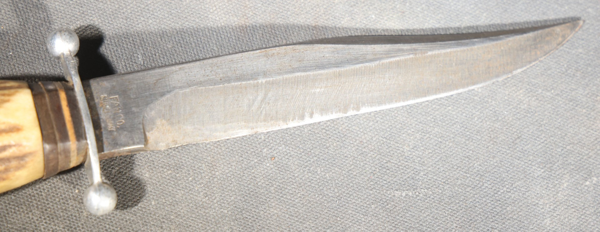 Vintage Fixed-Blade Knife with Wood Handle and Ball-Tip Crossguard, Manufactured by Fan Co., Solingen, Germany, with Fan Maker's Mark, Handle slightly loose