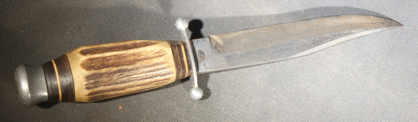 Vintage Fixed-Blade Knife with Wood Handle and Ball-Tip Crossguard, Manufactured by Fan Co., Solingen, Germany, with Fan Maker's Mark, Handle slightly loose