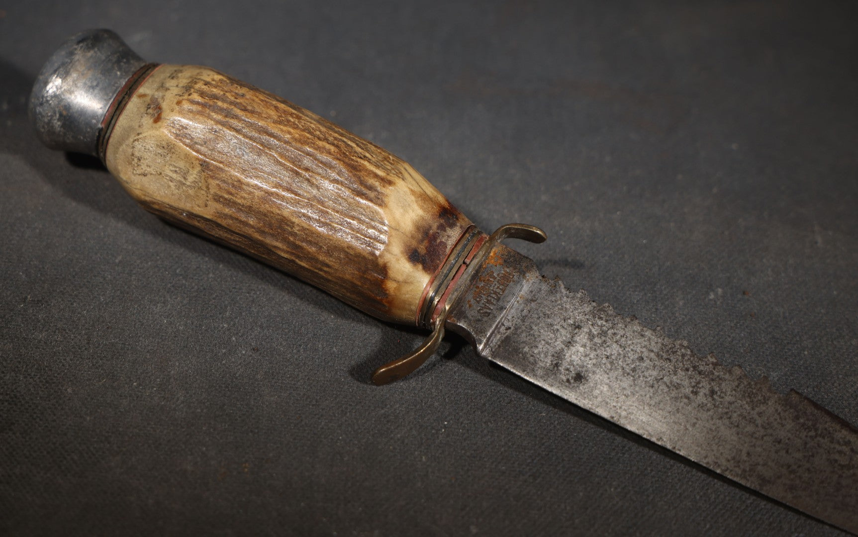 Vintage Stag-Handled Hunting Knife with Saw-Tooth Spine, Manufactured by Robert Klaas, Solingen, Germany