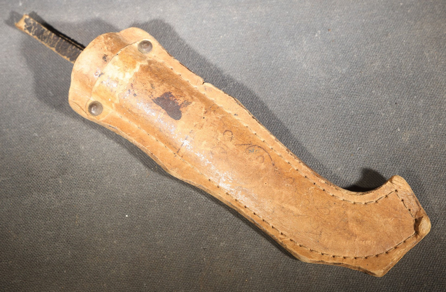 Vintage WWII-Era Finnish Puukko Knife with Stacked Birch Bark Handle and Pressed Paper Sheath, Manufactured by Jarvenpaa