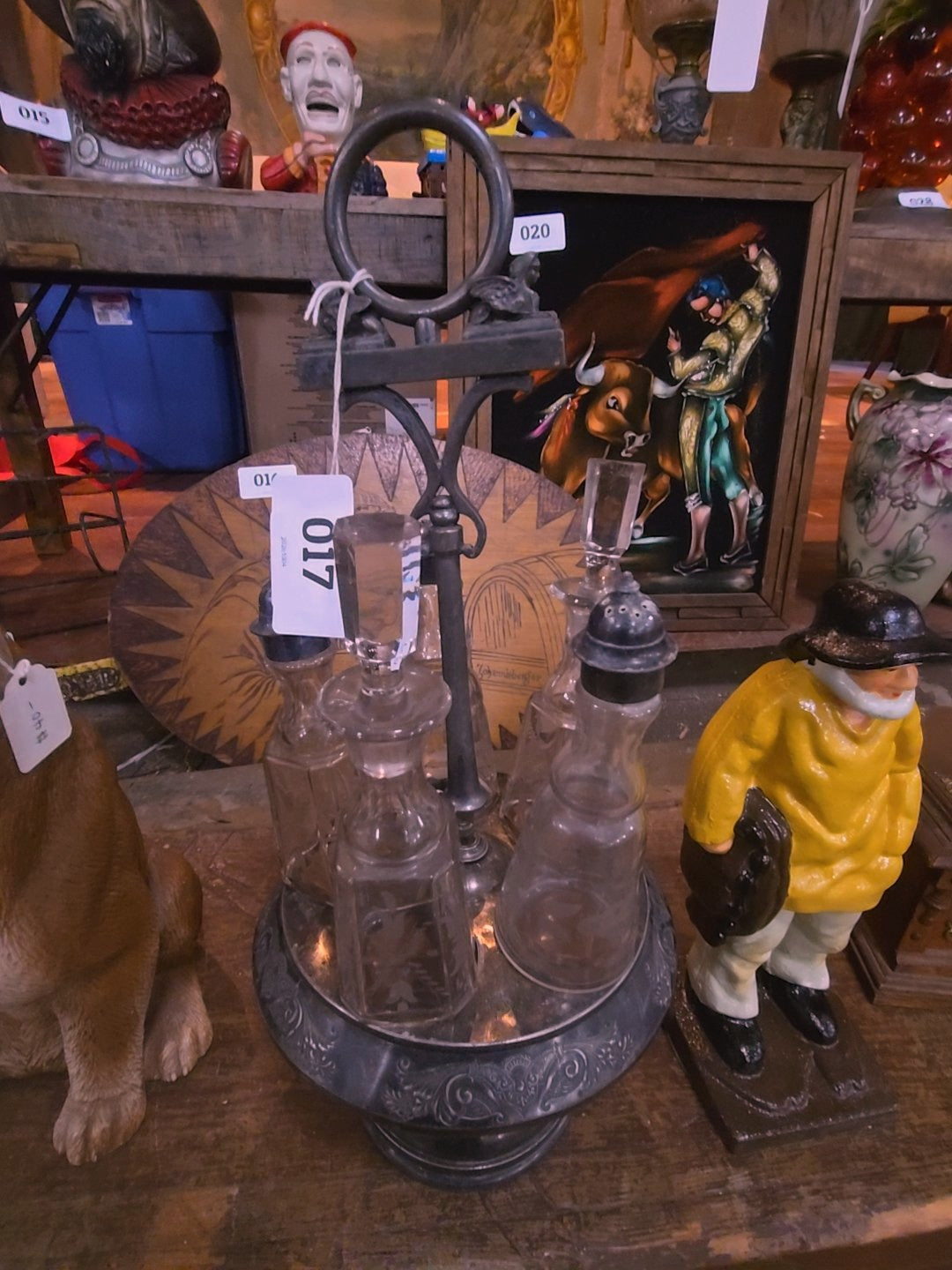 condiment display stand with bottles