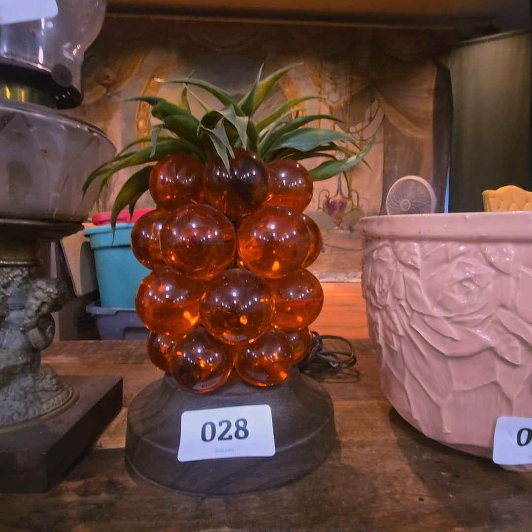 lamp with grapes