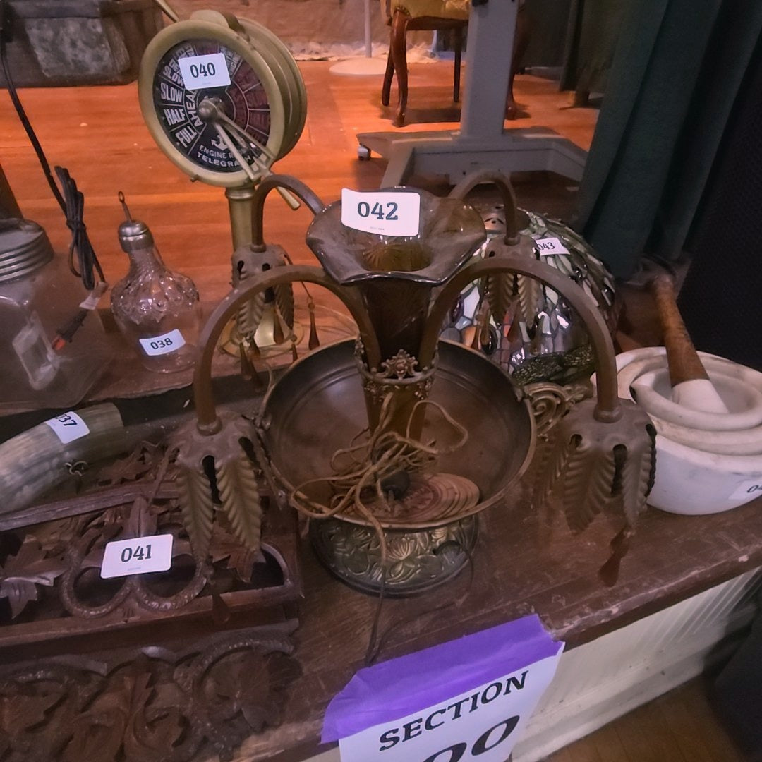 lamp with Leaf design