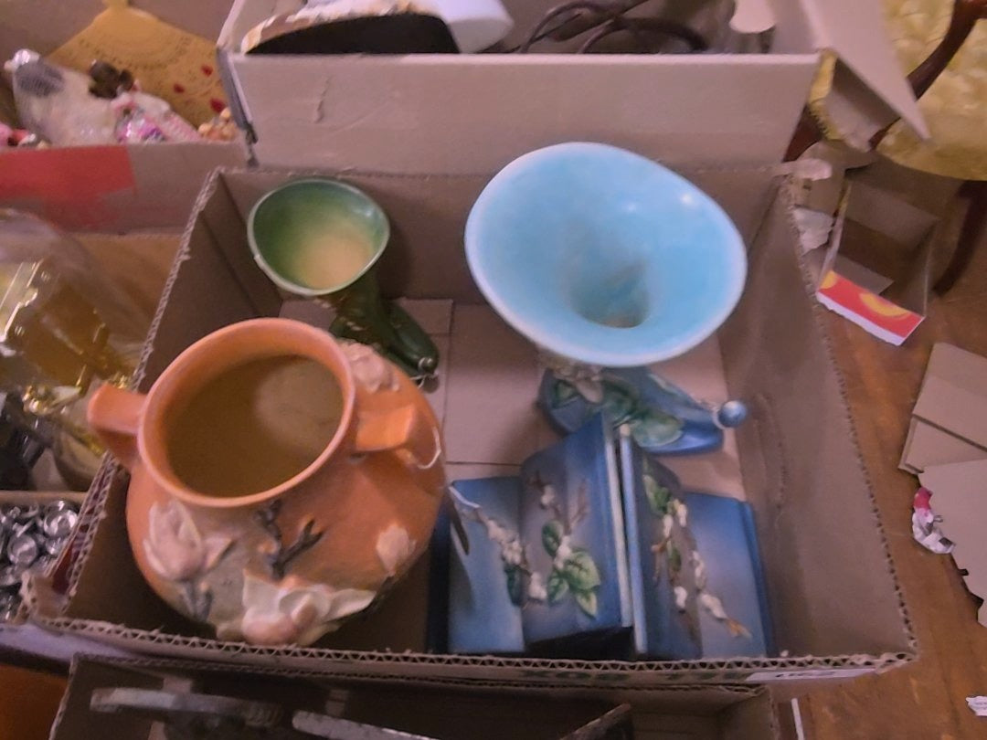box lot with Roseville Pottery