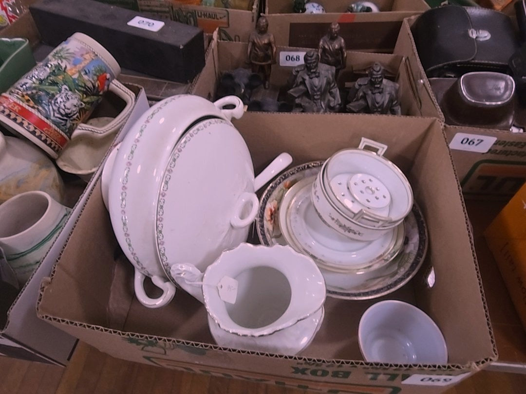 box lot with China