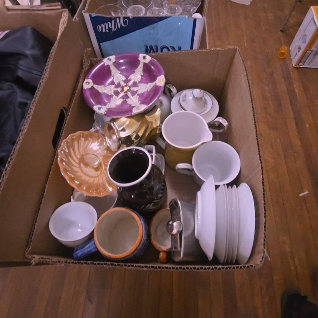 box lot of Ceramics and porcelain