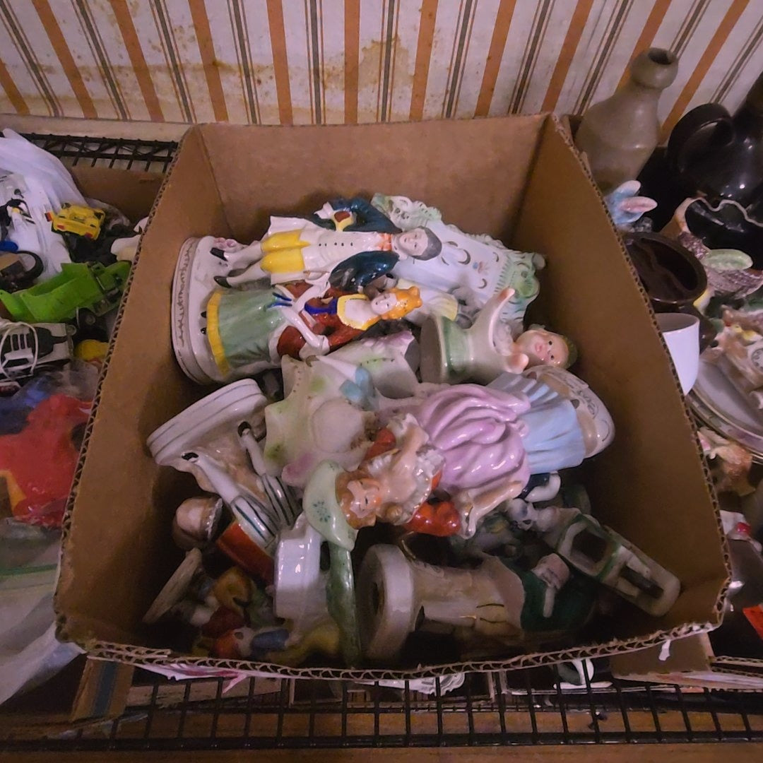 box lot of porcelain figurines
