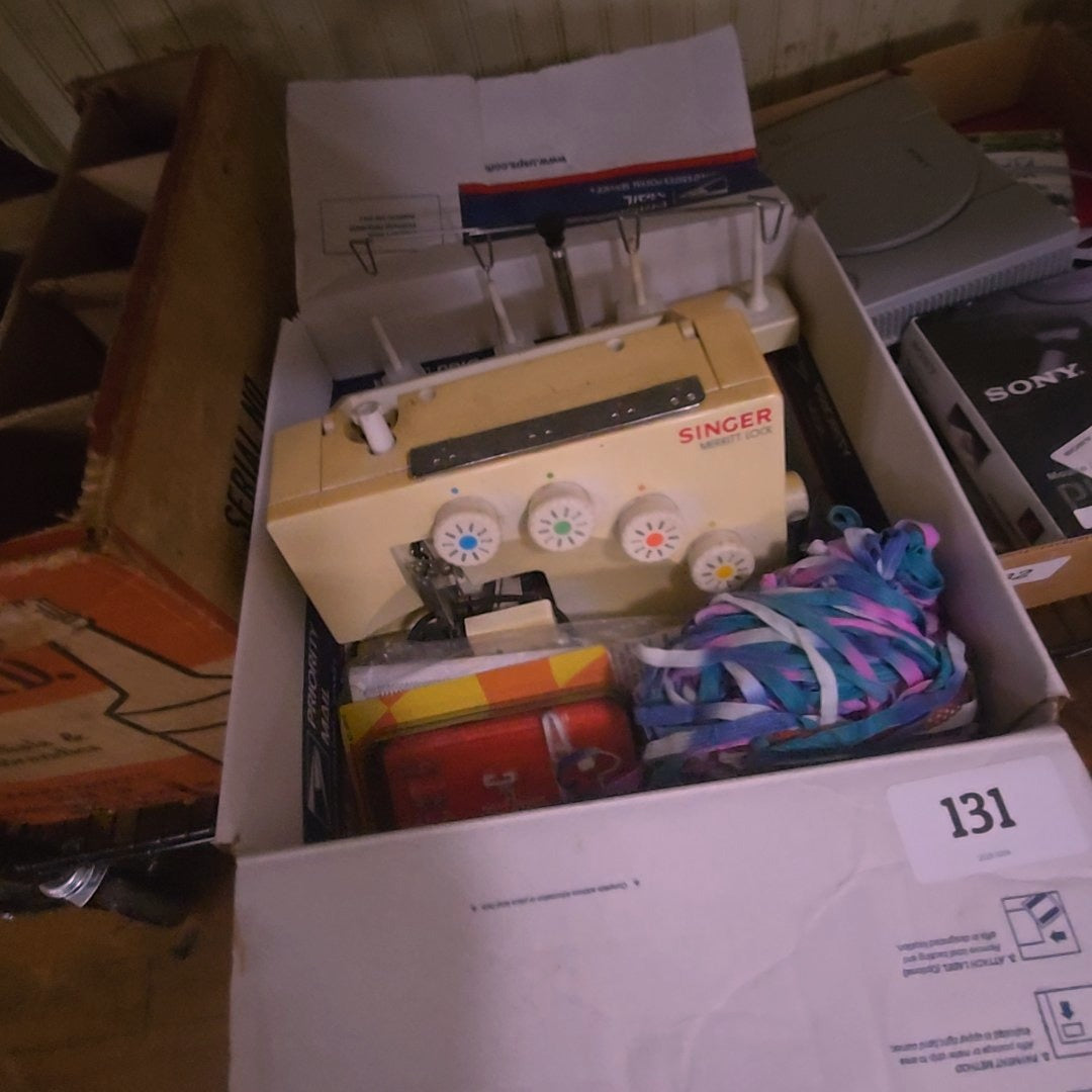 Singer Sewing lot