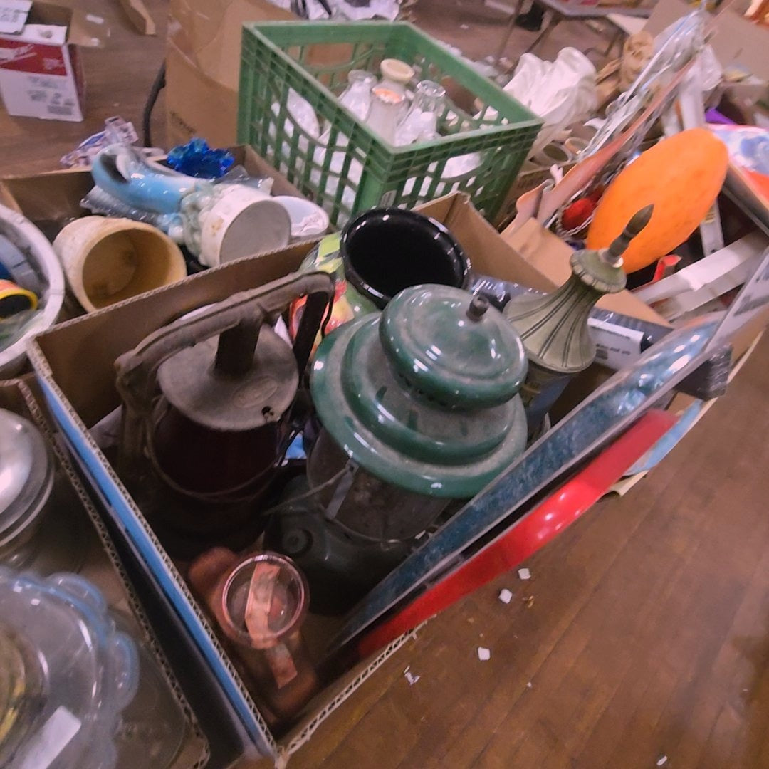 box lot of lamps and lanterns