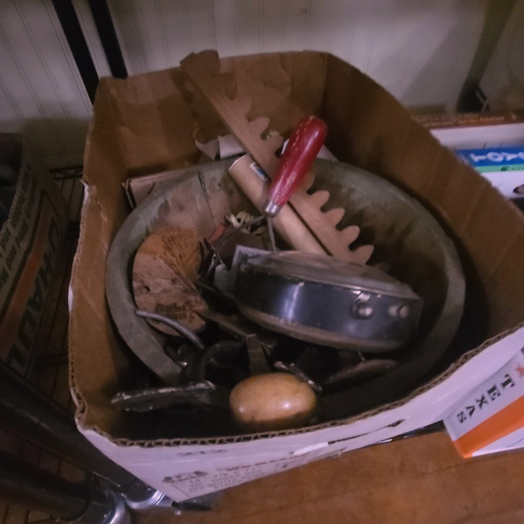 Boxlot with bucket, and other Smalls