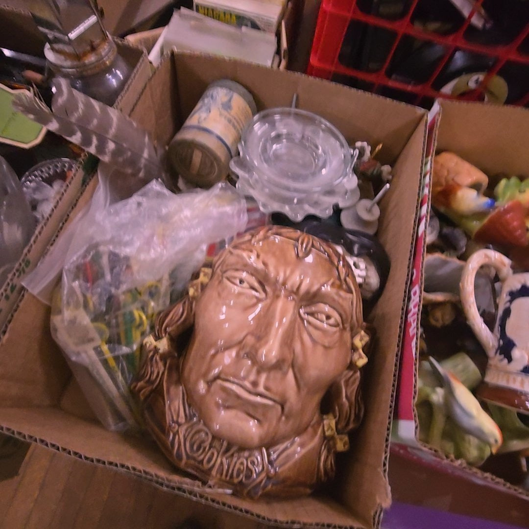 Fox lot of miscellaneous Ceramics and more