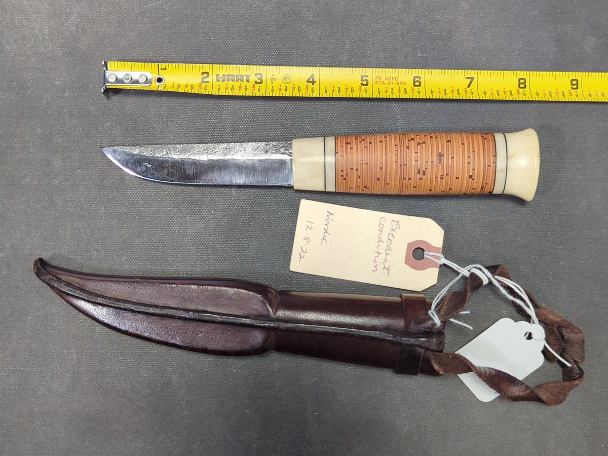 Pasi Hurttila Puukko Knife, Reindeer Antler and Birch Bark Handle, with Leather Sheath