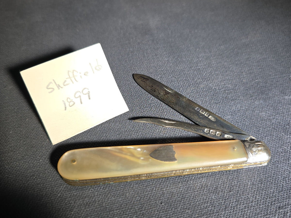 Antique Sterling Silver and Mother of Pearl Two-Blade Folding Pocket Knife with Shield Cartouche, Sheffield Hallmarks, 1899