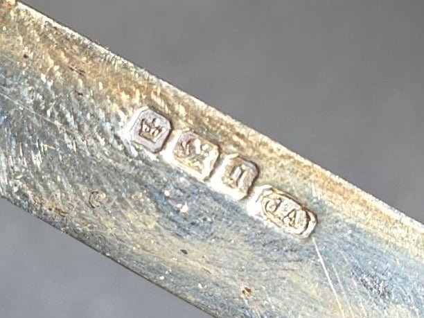 Antique Sterling Silver and Mother of Pearl Two-Blade Folding Pocket Knife with Shield Cartouche, Sheffield Hallmarks, 1899