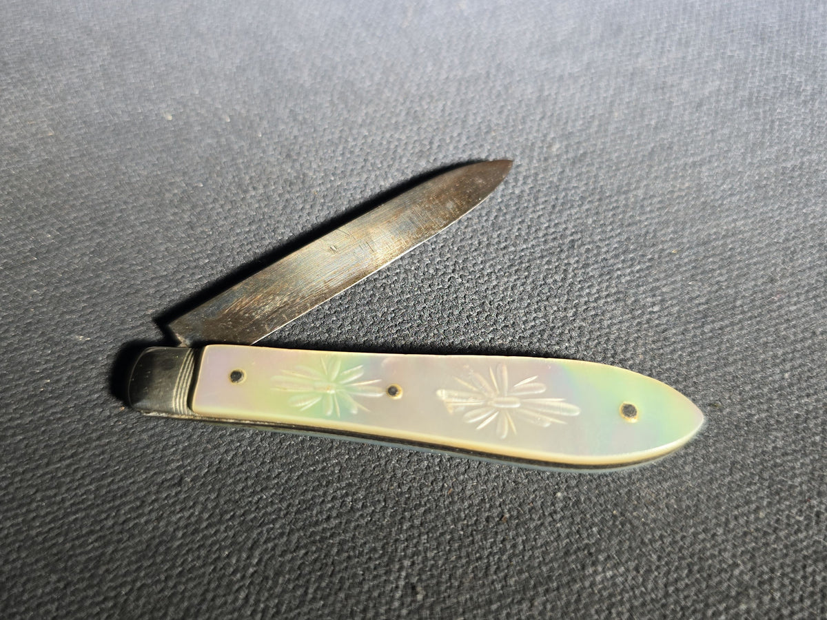 Antique Sterling Silver Folding Pocket Knife with Carved Mother-of-Pearl Handle Scales, Manufactured by Thomas Marples, Sheffield, England, 1878