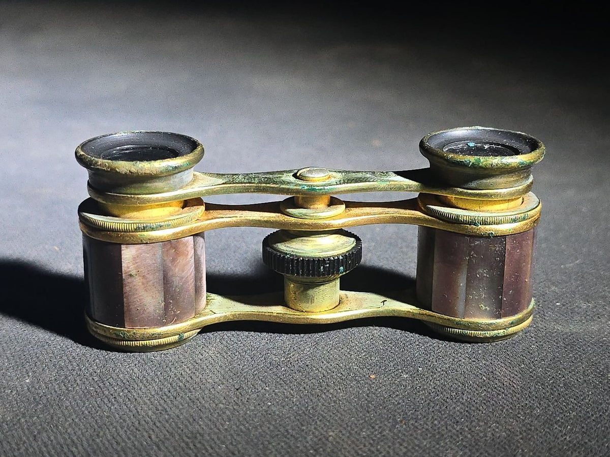 Antique Purple Mother-of-Pearl Opera Glasses with Leather Case, G. E. Pryor Opticien, 1 Bis Rue Auber, Paris