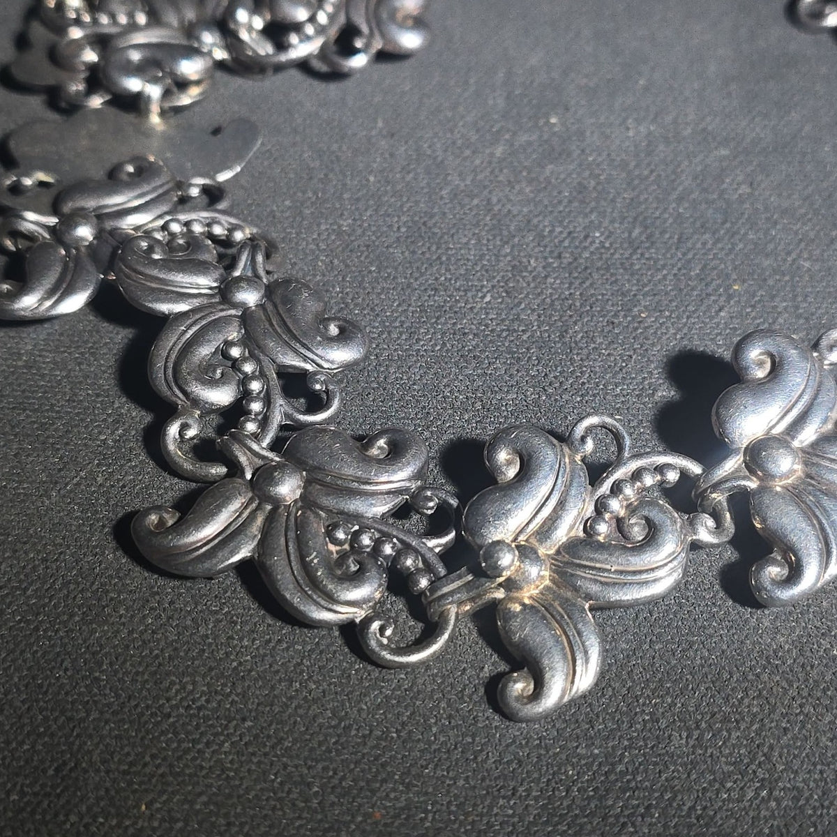 Vintage Sterling Silver Repousse Link Necklace, Design Number 5488, Margot de Taxco, Mexico