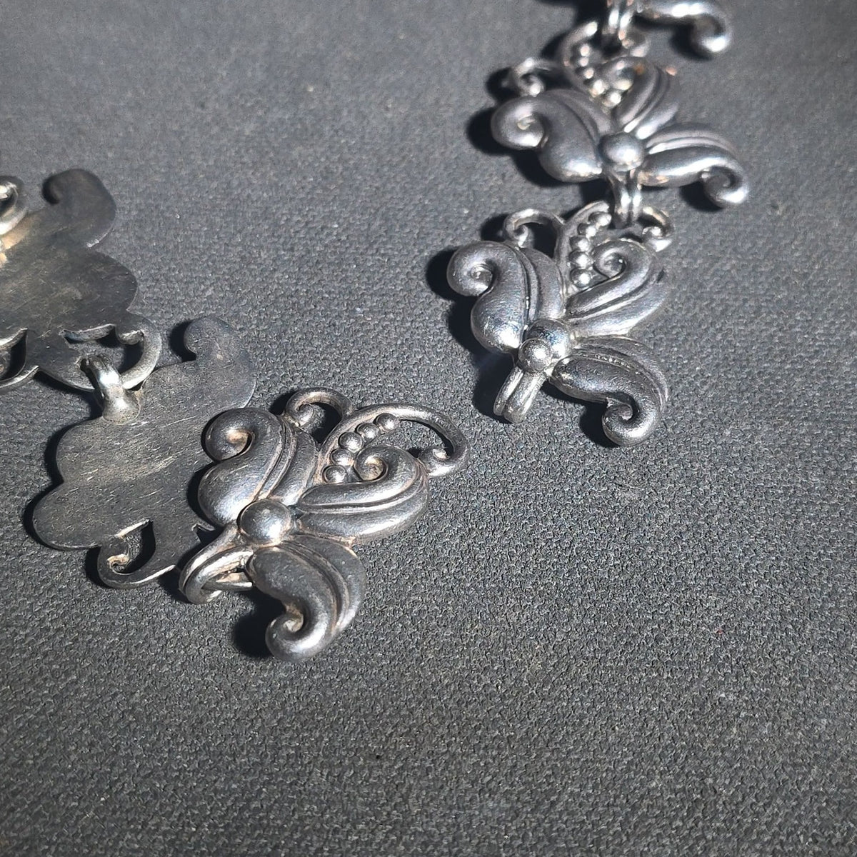 Vintage Sterling Silver Repousse Link Necklace, Design Number 5488, Margot de Taxco, Mexico