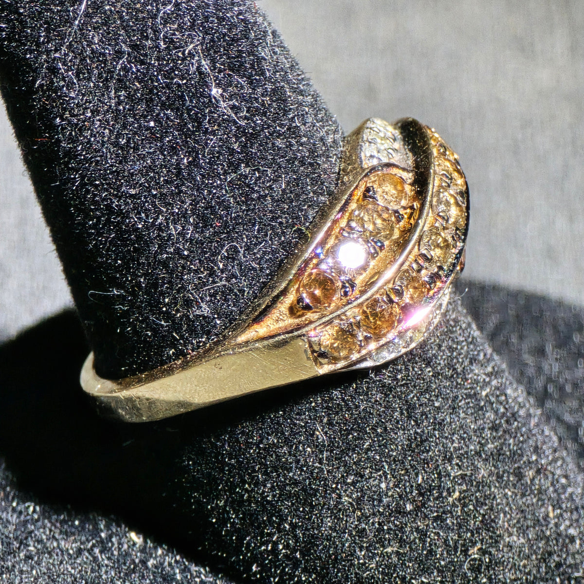 10K Gold Three-Row Swirl Design Diamond Ring