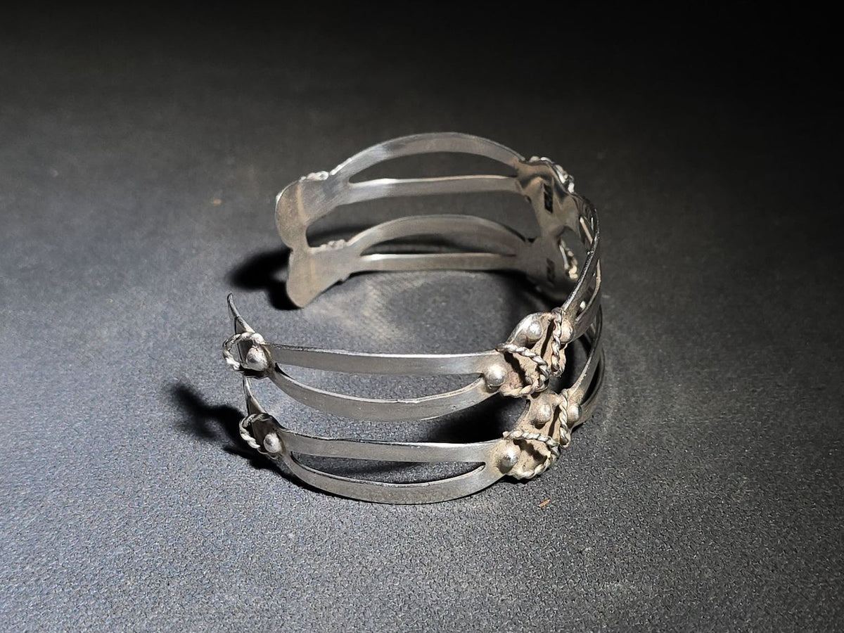 Vintage Taxco Sterling Silver Cuff Bracelet with Twisted Wire and Ball Accents